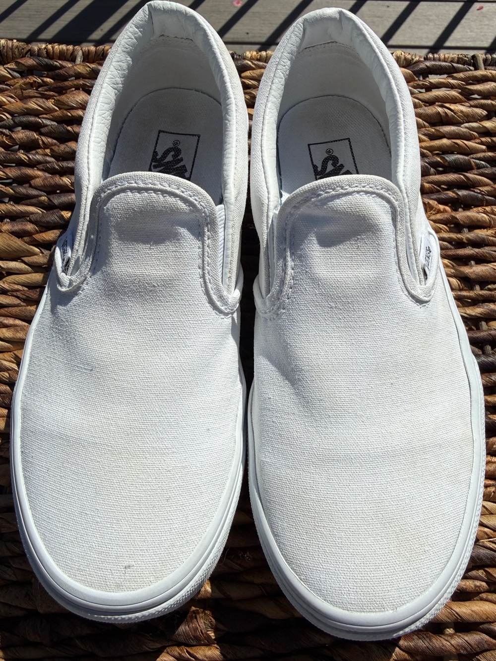 VANS Classic Slip On True White Canvas Shoes Kids 3 / Women’s 4.5